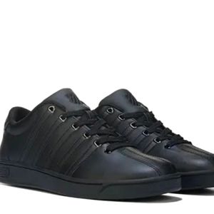 Brand New Women's Court Pro II CMF Memory Foam Sneaker. Size 9.